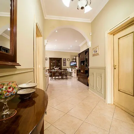 Villa Simone Vacation With Wifi